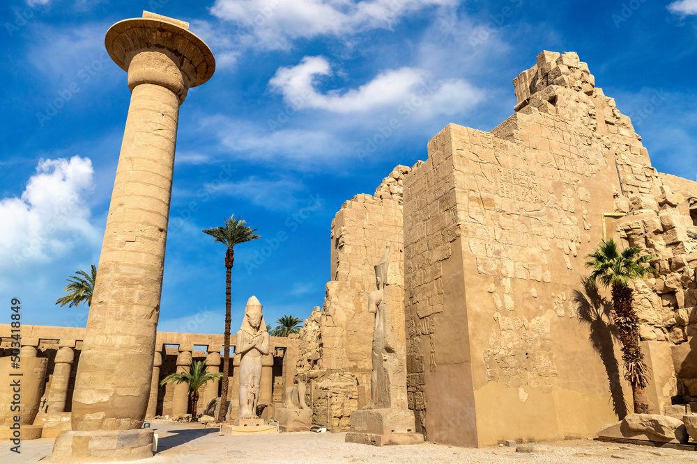 Fototapeta premium Karnak temple in Luxor, Egypt