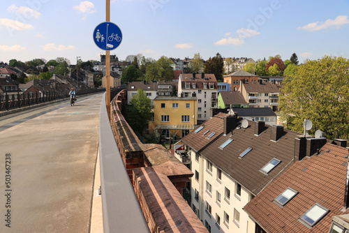 Mit dem Rad über den Dächern von Wuppertal; Auf dem Kuhler Viadukt der Nordbahntrasse in Barmen photo