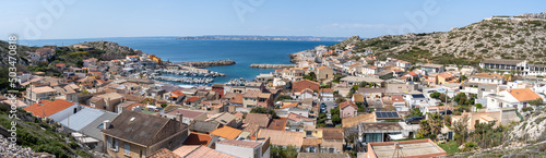 Vue panoramique sur le quartier des Goudes à Marseille