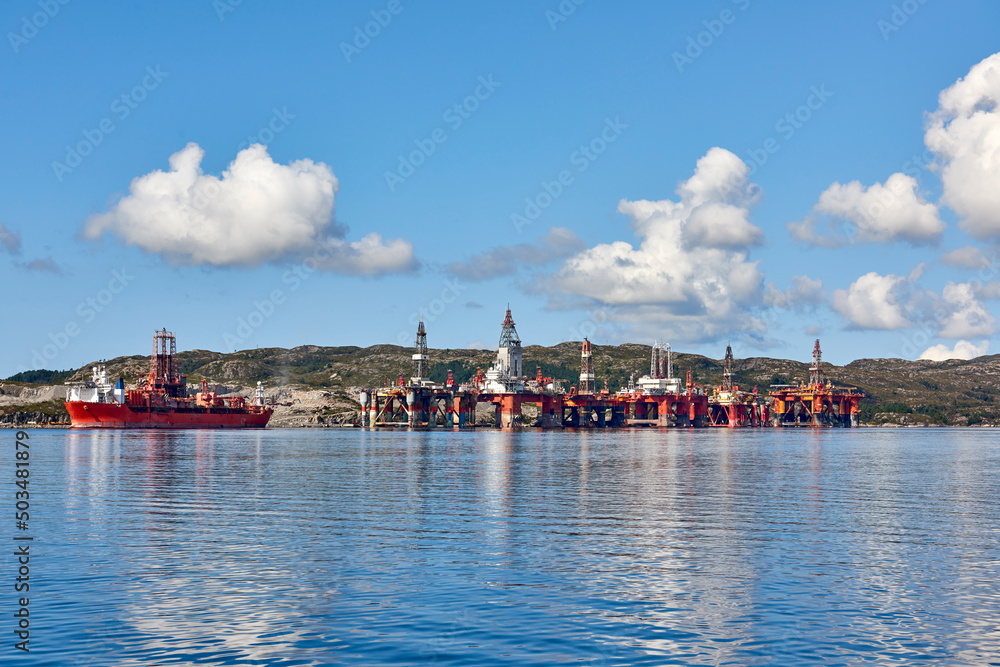 Fototapeta premium Oil drilling platform in the Norwegian Sea.