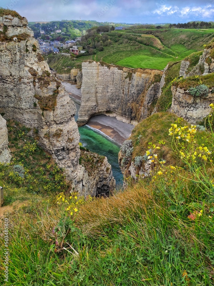 Fototapeta premium West coast of France. Clifs of Etreta 