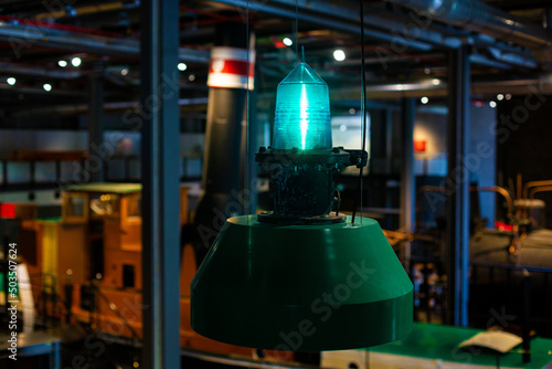 Lighting lamps in the form of a miniature beacon