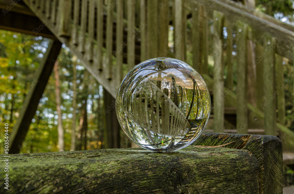 Kristallkugel mit Spiegelung im Wald, Langer Otto, Hahnheide Kristallkugel mit Spiegelung im Wald, Langer Otto, Hahnheide