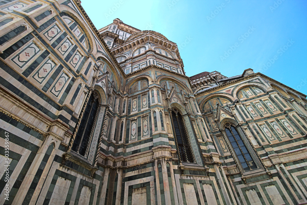 Archiretcural details of the basilica Santa Maria del Fiore in Florence, Italy Archiretcural details of the basilica Santa Maria del Fiore in Florence, Italy