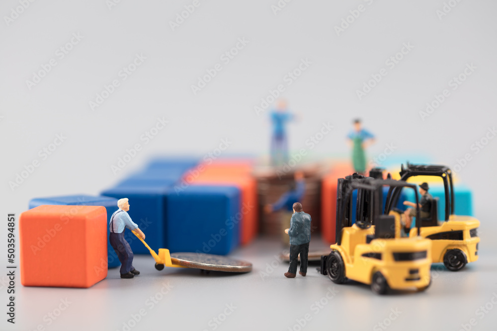 Miniature creative move away the blocks to take out coins Miniature creative move away the blocks to take out coins
