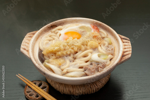 鍋焼きうどん