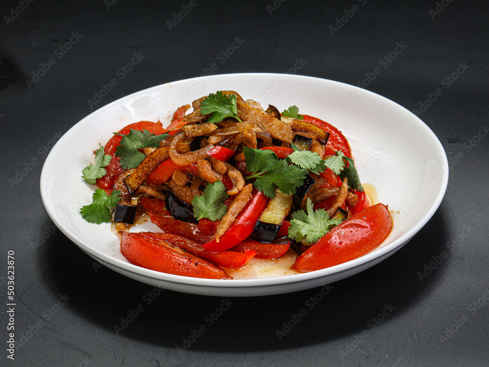 Salad with chicken and grilled meat Salad with chicken and grilled meat