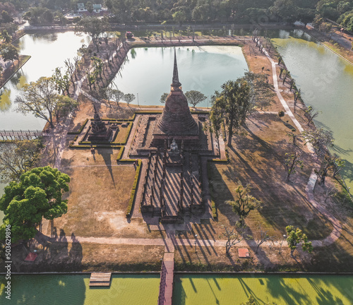 Fotografie, Obraz Aerial view of Wat Sra Sri or Wat Sa Si in Sukhothai historical park in Thailand