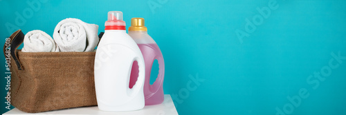 Quadro su tela laundry detergent in bottle banner