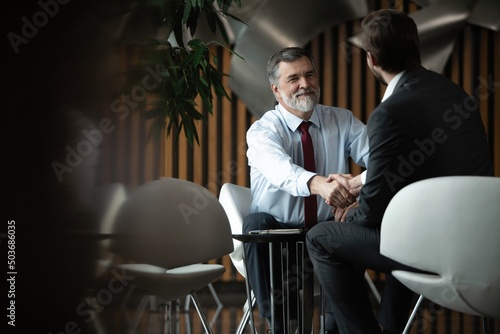 Obraz na płótnie Business partnership meeting in office