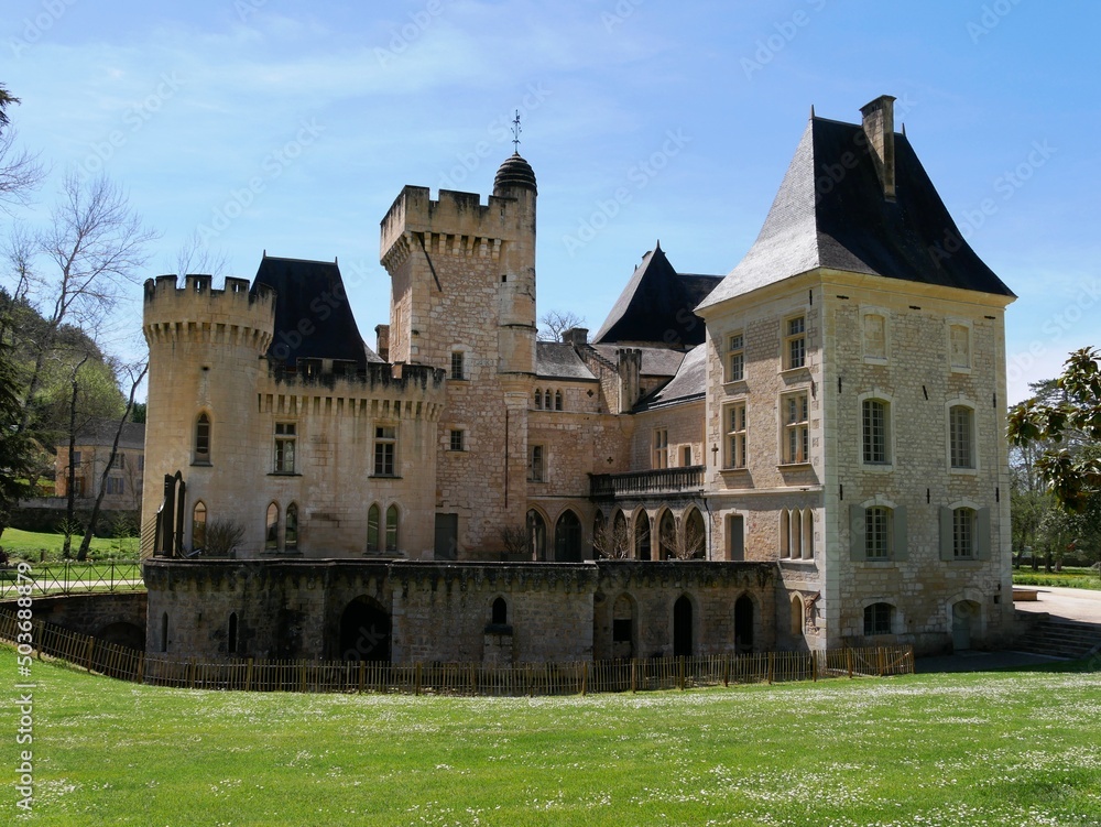 Château fortifié du village de Campagne en Dordogne. Périgord Noir. France