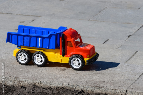 Children's Plastic Multi-colored Toy Dump Truck