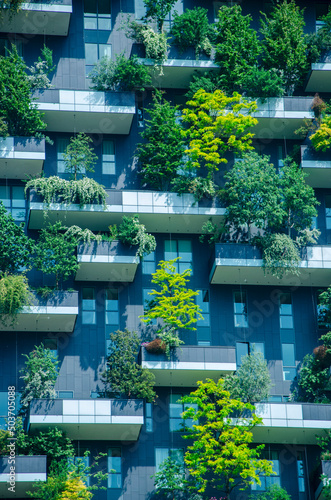 Fotótapéta View of the balconies and terraces of Bosco Verticale, full of green plants