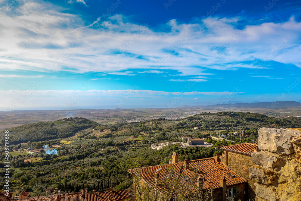 tuscany panoramic view over the countryside