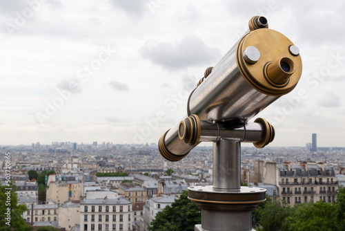 Obraz na plátně telescope on observation deck on Montmartre in Paris