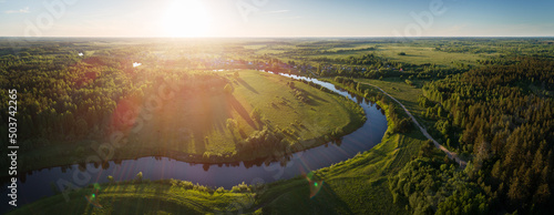 Obraz na płótnie Summer sunset above the river w salonie