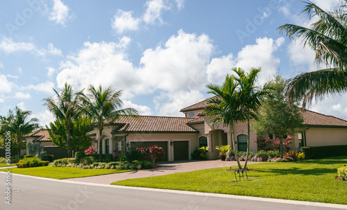 Luxury real estate in Bonita Springs, a desirable area near Naples and Fort Meyers, South Florida © Michael Moloney