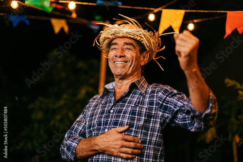 Konstfotografi Senior man during typical Brazilian Festa Junina