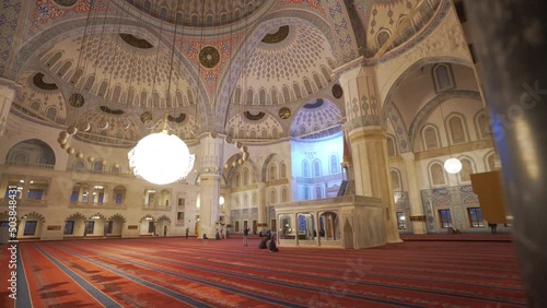 Rich interior of Kocatepe Mosque, the largest Masjid in Ankara, Turkey.