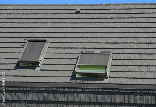 Bilde på lerret Outdoor automatic sliding canopy retractable roof system, skylight window blinds, awning for sunshade of a modern passive house