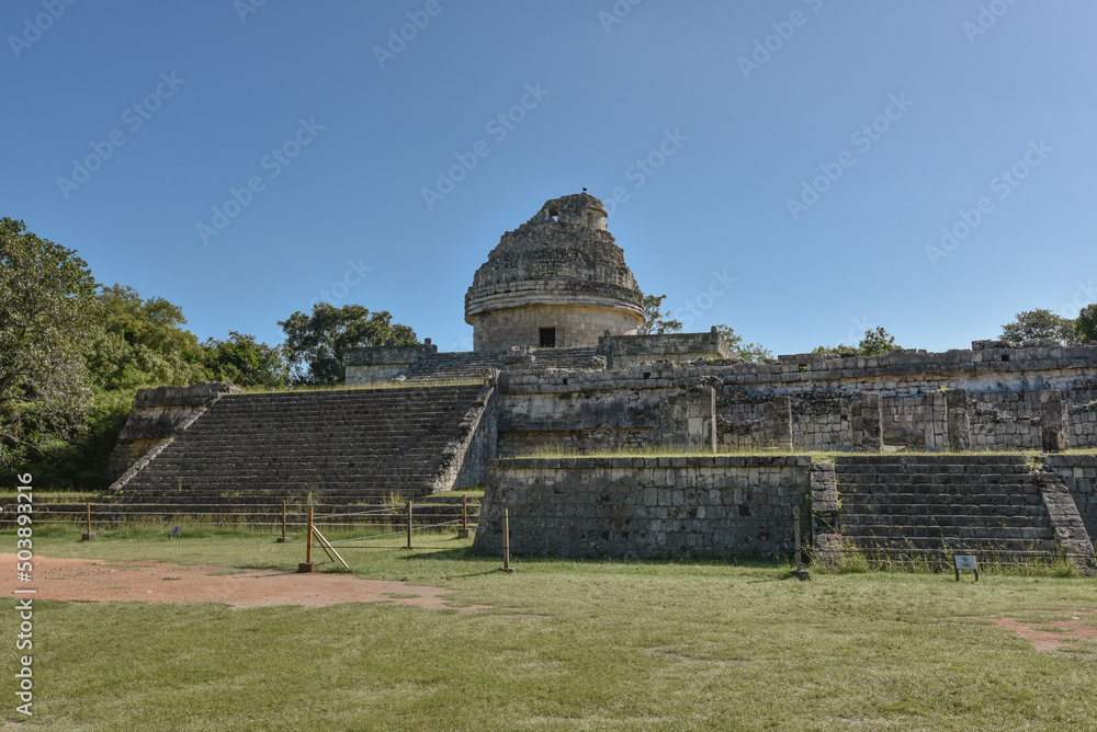 El Caracol, observatory temple, at Chichen Itza, Mexico El Caracol, observatory temple, at Chichen Itza, Mexico