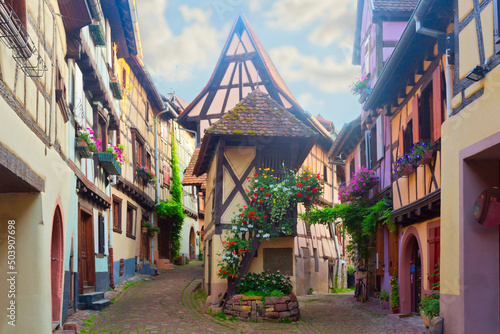 Fototapeta Naklejka Na Ścianę i Meble -  Romantisches Dorf im Elsass, Frankreich