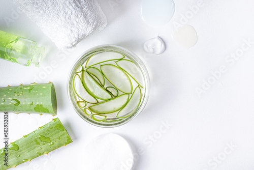 refreshing eye patches, natural care, benefits of aloe vera
