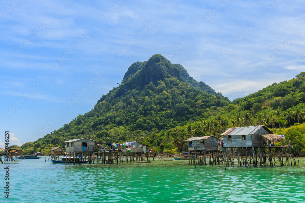 Beautiful landscapes view borneo sea gypsy water village in Mabul Bodgaya Island, Malaysia. Beautiful landscapes view borneo sea gypsy water village in Mabul Bodgaya Island, Malaysia.