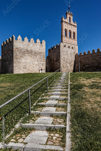 The Walls of Ávila in central Spain, completed between the 11th and 14th centuries, are the city of Ávila's principal historic feature.
 (ID: 503960834)