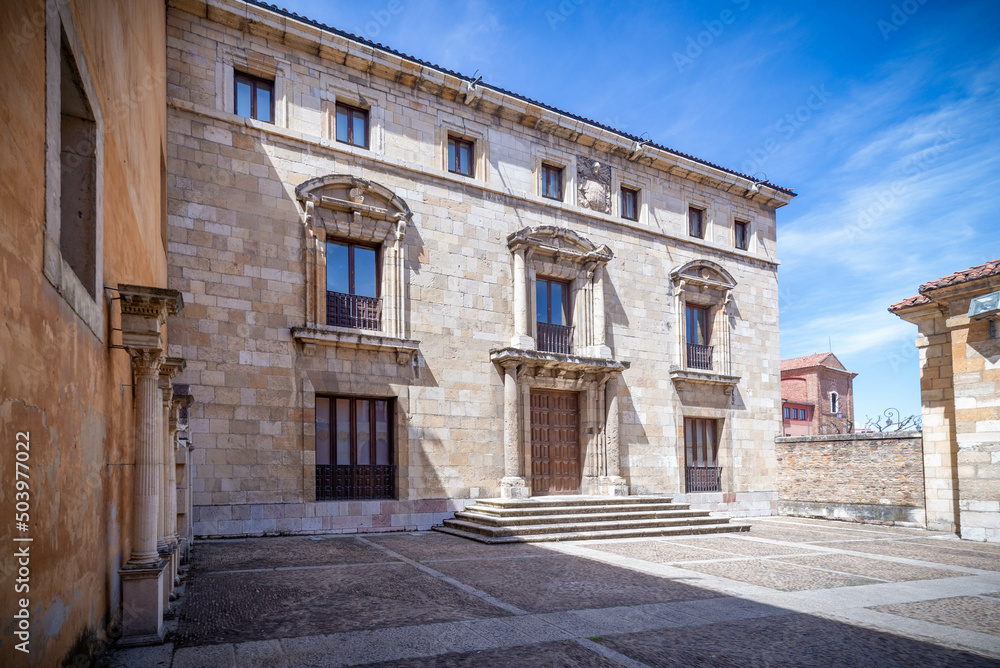 León ciudad histórica y medieval del norte de España	