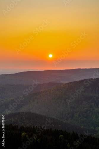 Fantastischer Sonnenunter auf den Höhen des Thüringer Waldes bei Floh-Seligenthal - Thüringen - Deutschland  photo