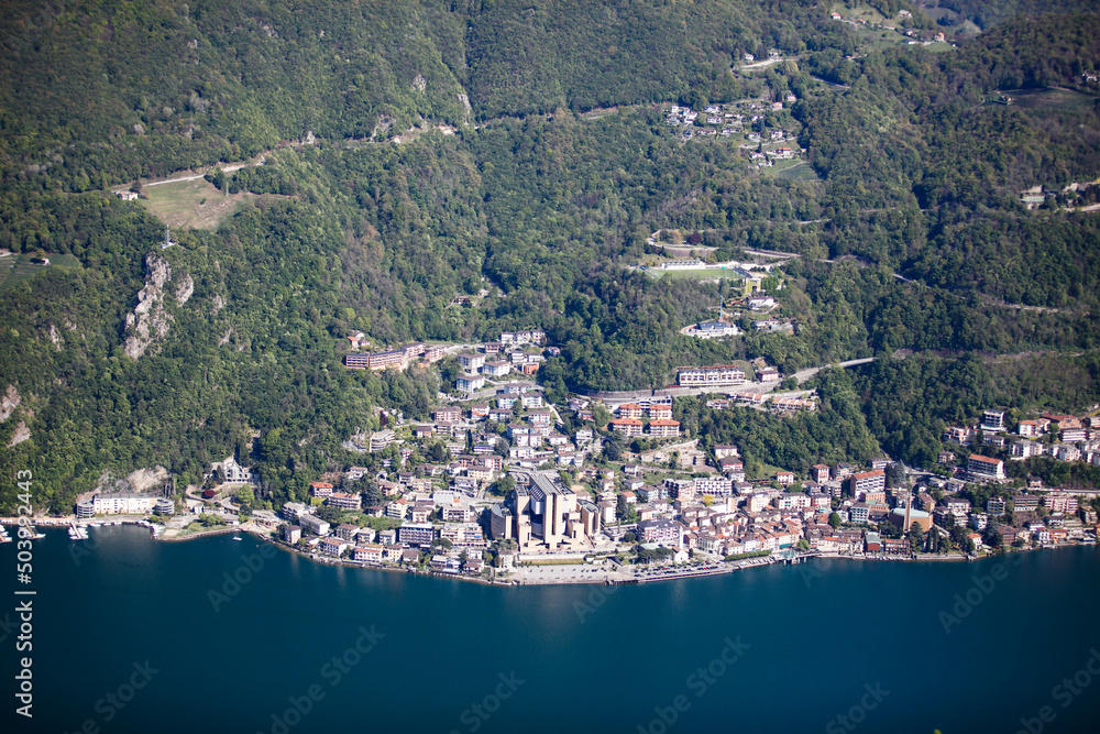 Vue aérienne du village de Campione d'Italia en Italie