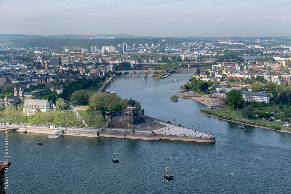 Naklejka premium Deutsches Eck, Zusammenfluss von Rhein und Mosel, Koblenz