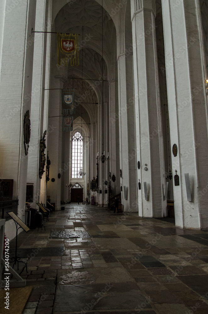 wnętrze katedry w Gdańsku