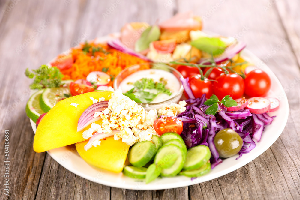 mixed vegetable salad, toast and sauce mixed vegetable salad, toast and sauce