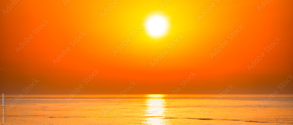 Sunset sea panorama, sun with sunset sea