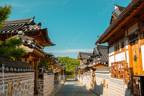Obraz na płótnie Eunpyeong Hanok Village, Korean traditional house in Seoul, Korea w salonie