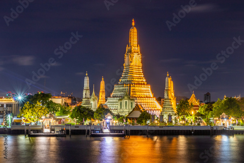 The first-class royal temple wat Arun in Bangkok Thailand Southeast Asia © Willi