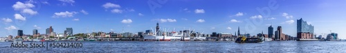 Port of Hamburg - Germany © powell83