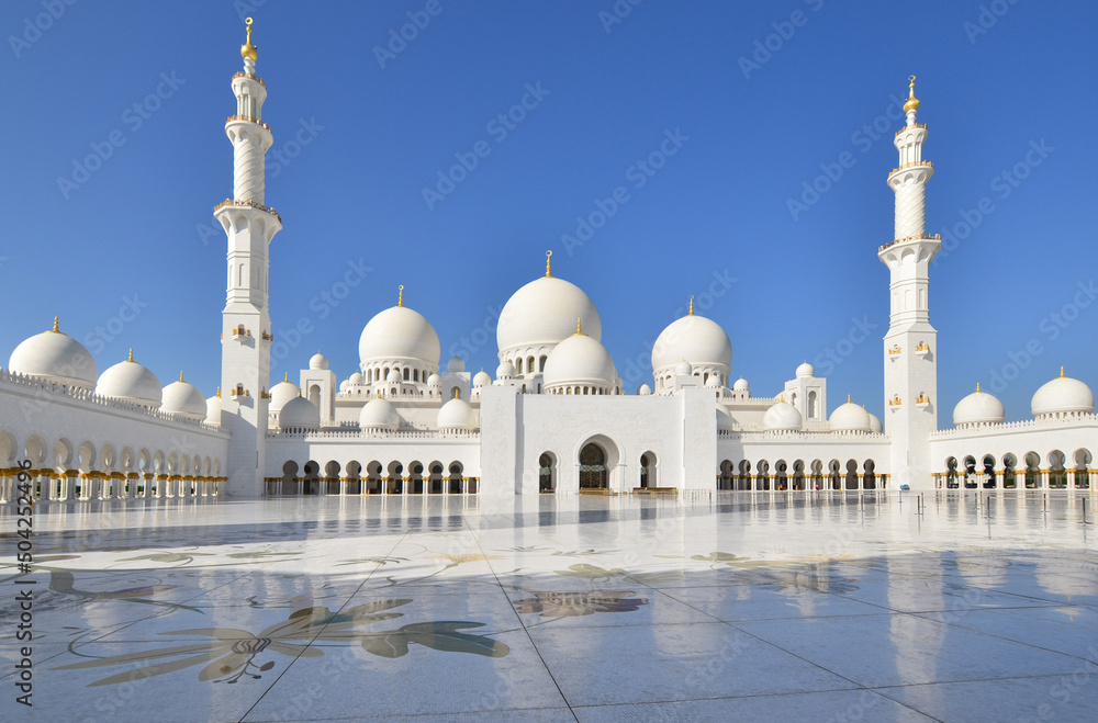 Fototapeta premium Abu Zyed Mosque, Dubai