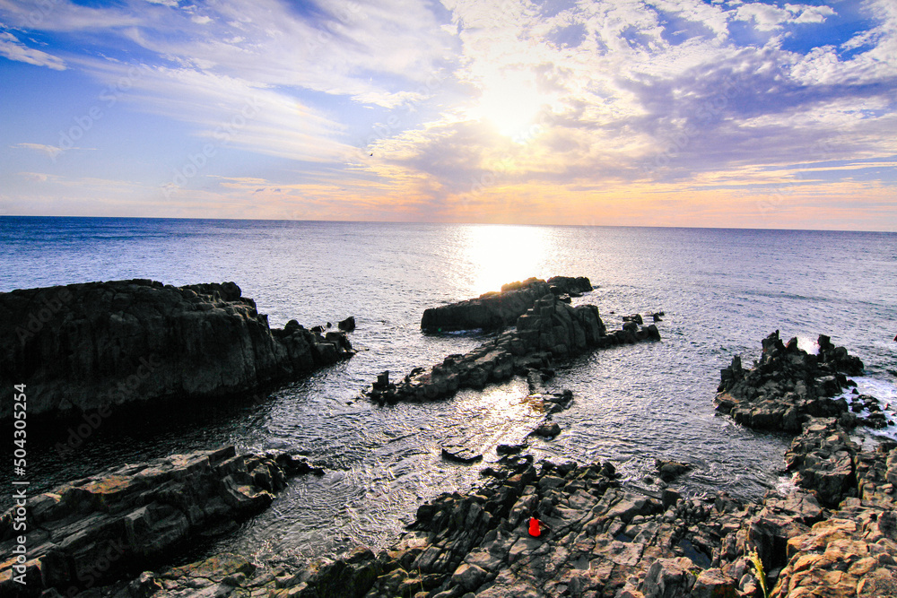 Fototapeta premium sunset over the sea