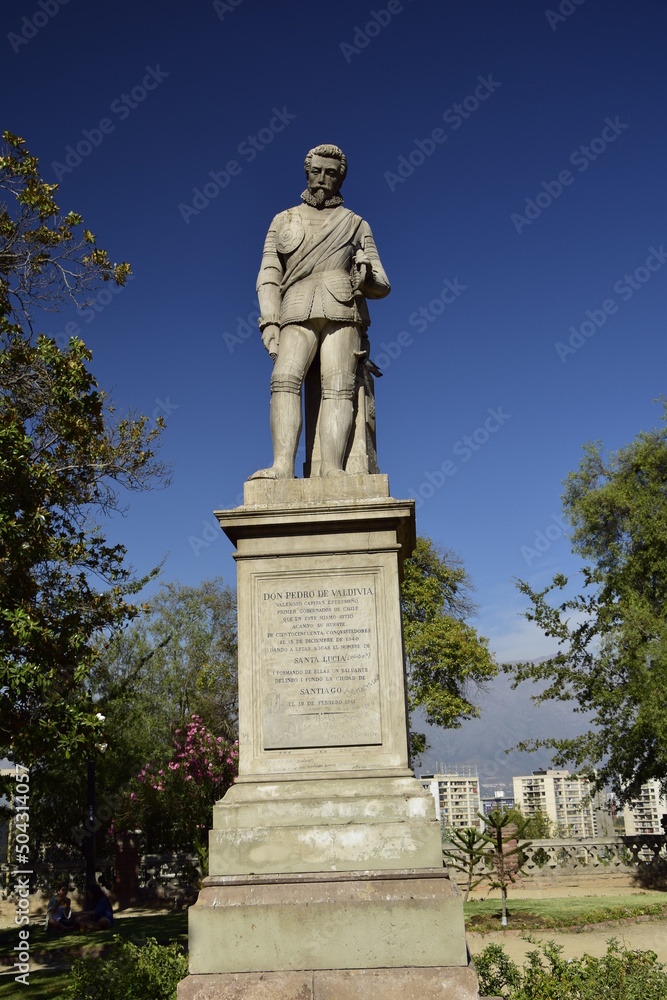 Obraz premium Monument to Don Pedro de Valdivia. Santiago, Chile
