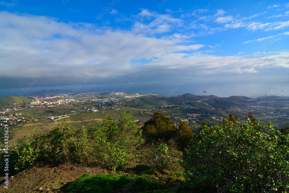 Fototapeta premium promontorio vicino alla costa dil las palmas isola gran canaria
