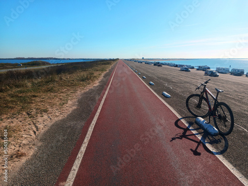 Radweg auf dem Brouwersdam