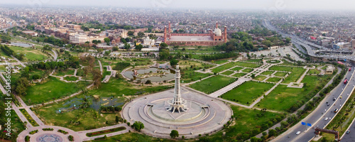 Canvastavla Beautiful and Historical Royal Mosque Badshahi Masjid and Minar-e-Pakistan Lahore Punjab