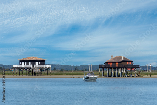 Fotografie Bassin d’Arcachon, France. Les célèbres cabanes tchanquées
