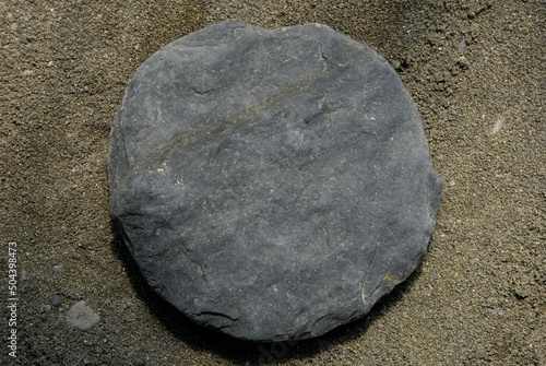 Round stone