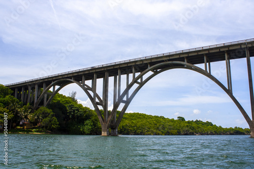 Fototapeta Naklejka Na Ścianę i Meble -  the highest bridge across the island of Cuba on the river Canimar near Matanzas Cuba.