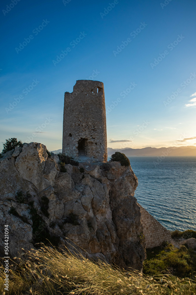Torre del prezzemolo, quartiere di Sant'Elia, città di Cagliari, Sardegna Torre del prezzemolo, quartiere di Sant'Elia, città di Cagliari, Sardegna