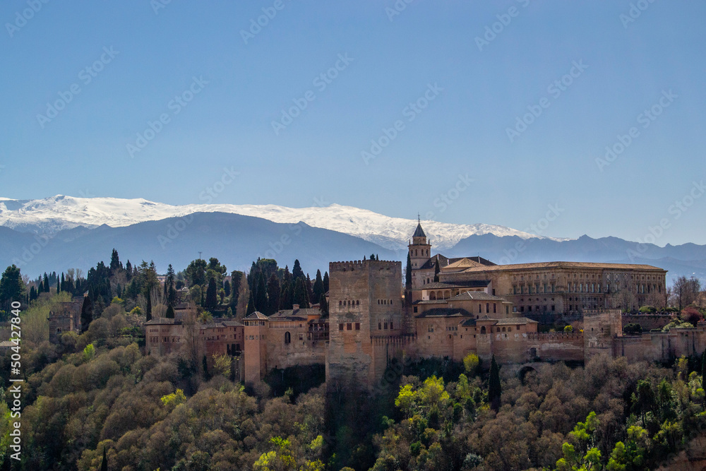 Alhambra de Granada vista desde el Mirador de San Nicolás en Granada
